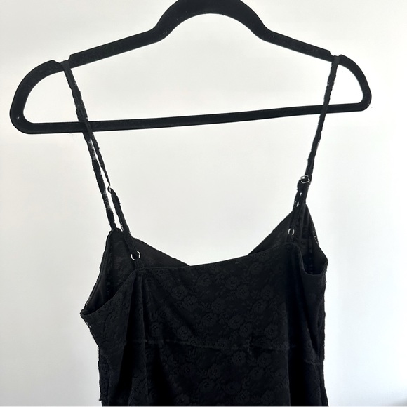 Black Lace Mini Dress Thin Adjustable Straps Form Fitted Size Medium - Picture 11 of 11
